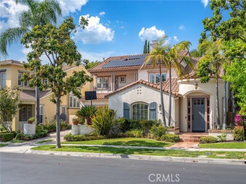 7 Bayleaf Ln