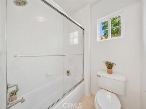 7 Bayleaf Ln , Irvine, CA