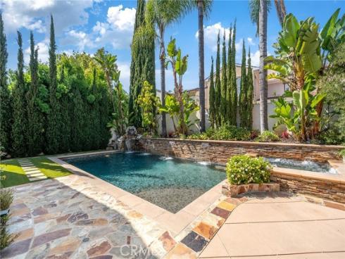 7 Bayleaf Ln , Irvine, CA