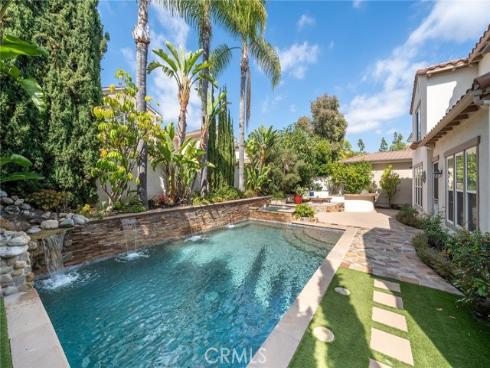 7 Bayleaf Ln , Irvine, CA