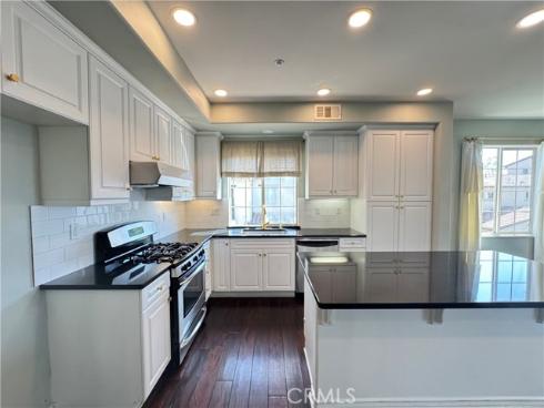 49 Spanish Lace , Irvine, CA