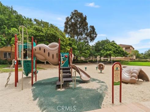 1100  Solvay Aisle  , Irvine, CA