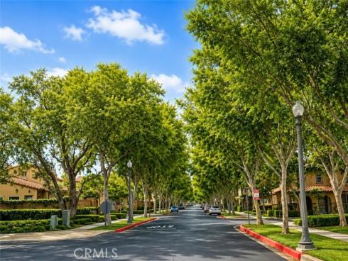 80 Wonderland , Irvine, CA
