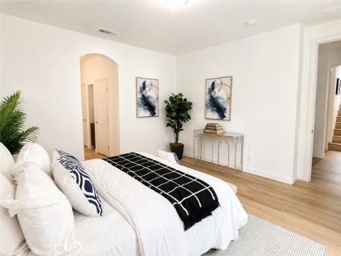 80 Wonderland , Irvine, CA