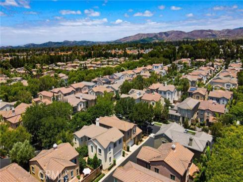 80 Wonderland , Irvine, CA