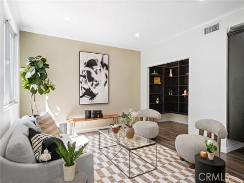 17 Deerwood , Irvine, CA
