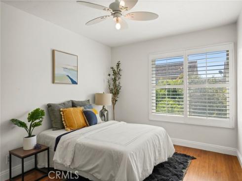 17 Deerwood , Irvine, CA