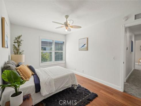 17 Deerwood , Irvine, CA
