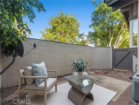 2 Evening Breeze , Irvine, CA