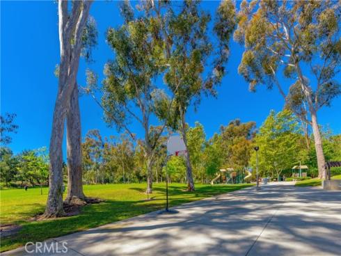 2 Evening Breeze , Irvine, CA