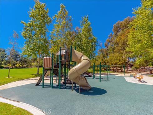 2 Evening Breeze , Irvine, CA