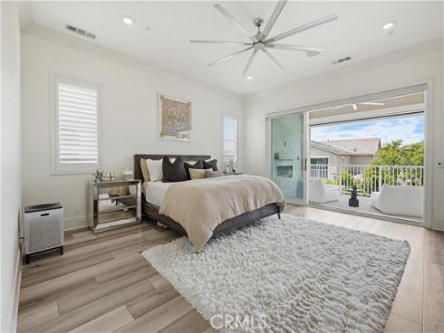 119  Balance  , Irvine, CA
