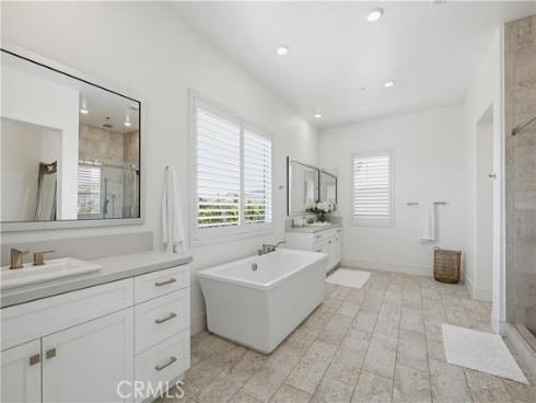 119  Balance  , Irvine, CA