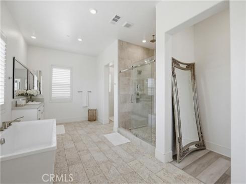 119  Balance  , Irvine, CA