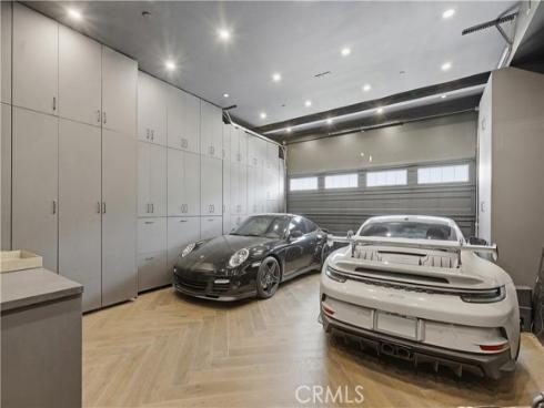 119  Balance  , Irvine, CA