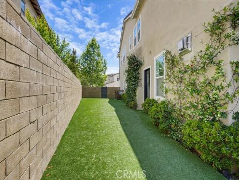 119  Balance  , Irvine, CA