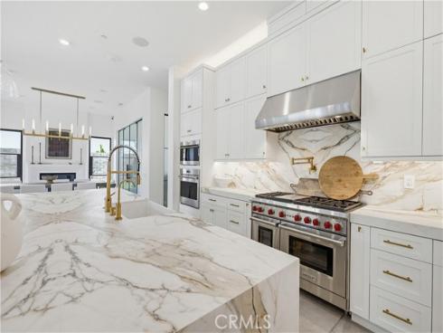 119  Balance  , Irvine, CA