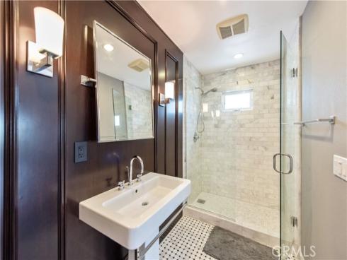 111 hillcrest Drive, Irvine, CA