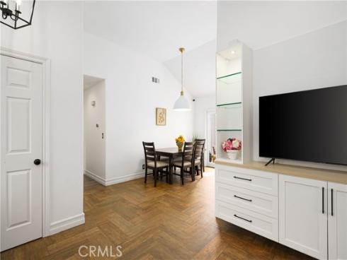 20  Wintermist  86 , Irvine, CA