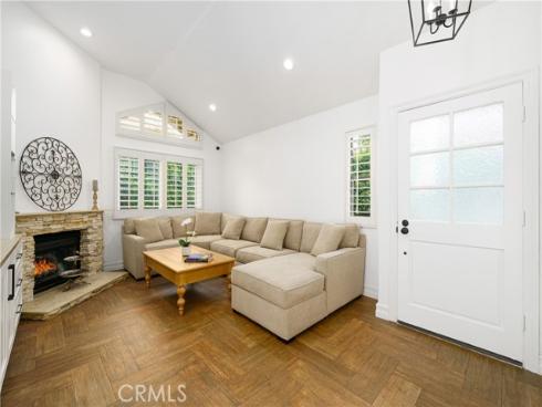 20  Wintermist  86 , Irvine, CA