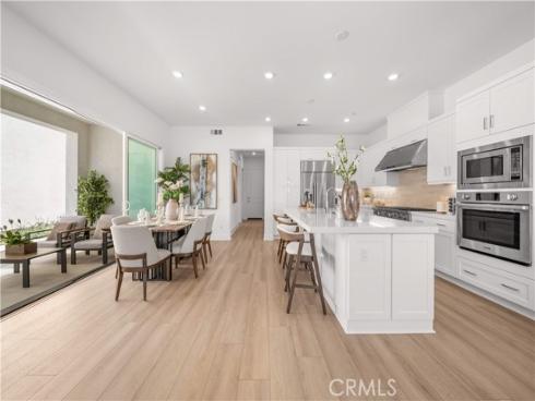 608 Chinon , Irvine, CA