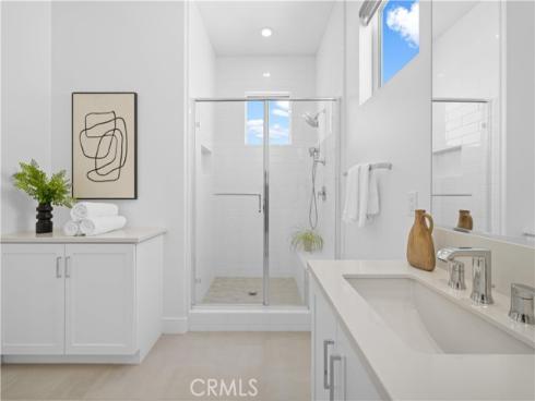 608 Chinon , Irvine, CA