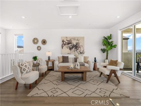 608 Chinon , Irvine, CA