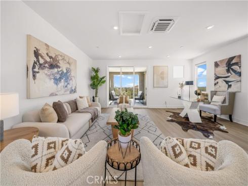 608 Chinon , Irvine, CA