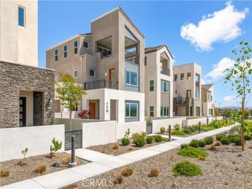 608 Chinon , Irvine, CA