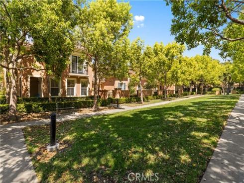 111 Chantilly , Irvine, CA
