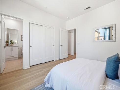 125 Mongoose , Irvine, CA