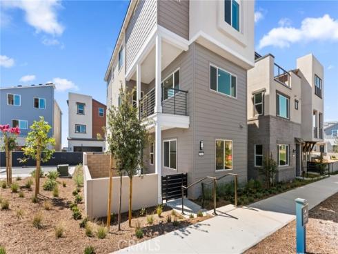 756  Gadwall  , Irvine, CA