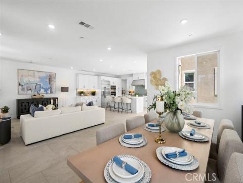 306 Treble , Irvine, CA