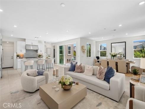306 Treble , Irvine, CA