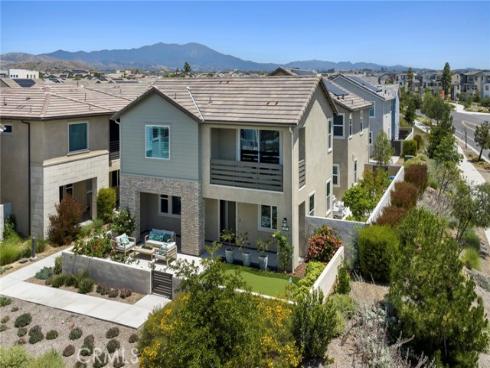 306 Treble , Irvine, CA