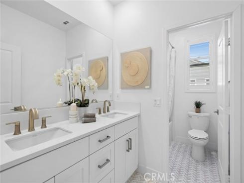 306 Treble , Irvine, CA