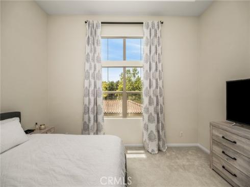 208 Rose Arch , Irvine, CA
