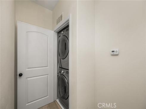 208 Rose Arch , Irvine, CA