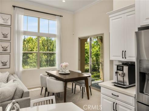 208 Rose Arch , Irvine, CA