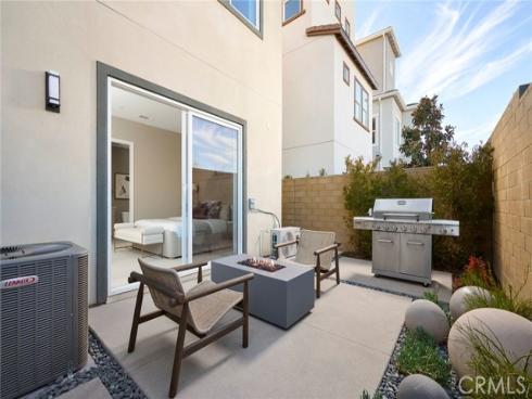 656  Gadwall  , Irvine, CA