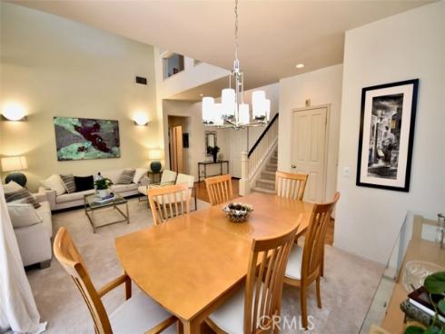 31 Vetrina , Irvine, CA