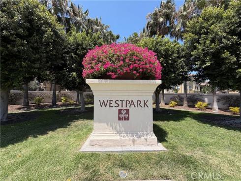 31 Vetrina , Irvine, CA