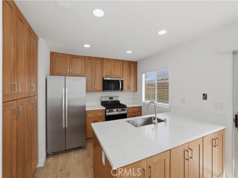 11 Fairside , Irvine, CA