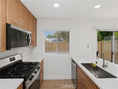 11 Fairside , Irvine, CA