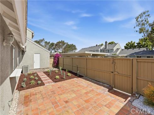 11 Fairside , Irvine, CA