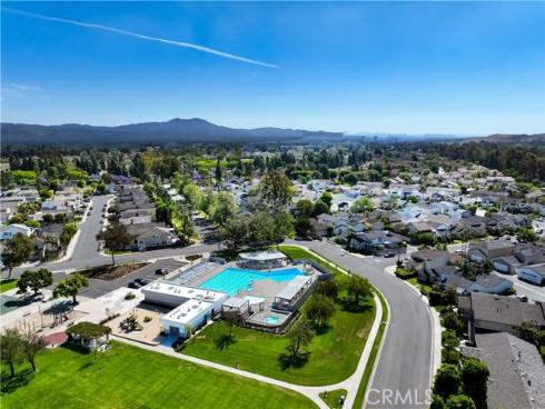 11 Fairside , Irvine, CA