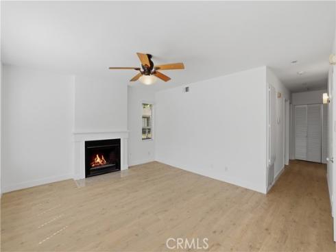 11 Fairside , Irvine, CA