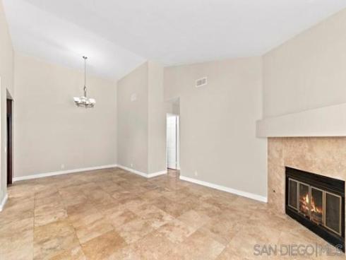 387 Deerfield 77 , Irvine, CA