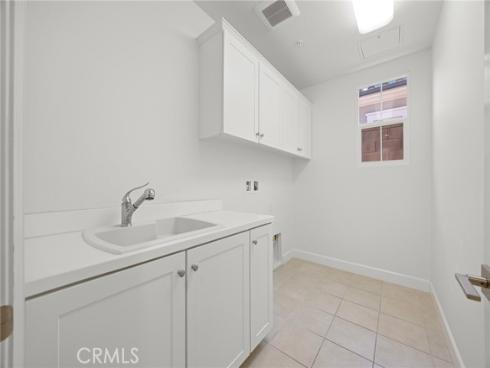60 Quentin , Irvine, CA