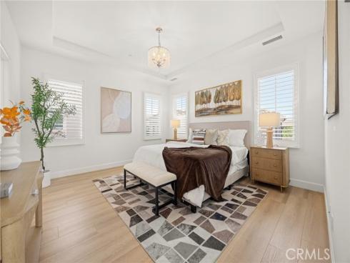 60 Quentin , Irvine, CA